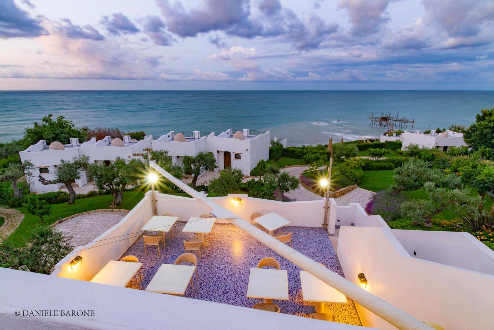 Baia Delphis Resort Vasto Eksteriør bilde