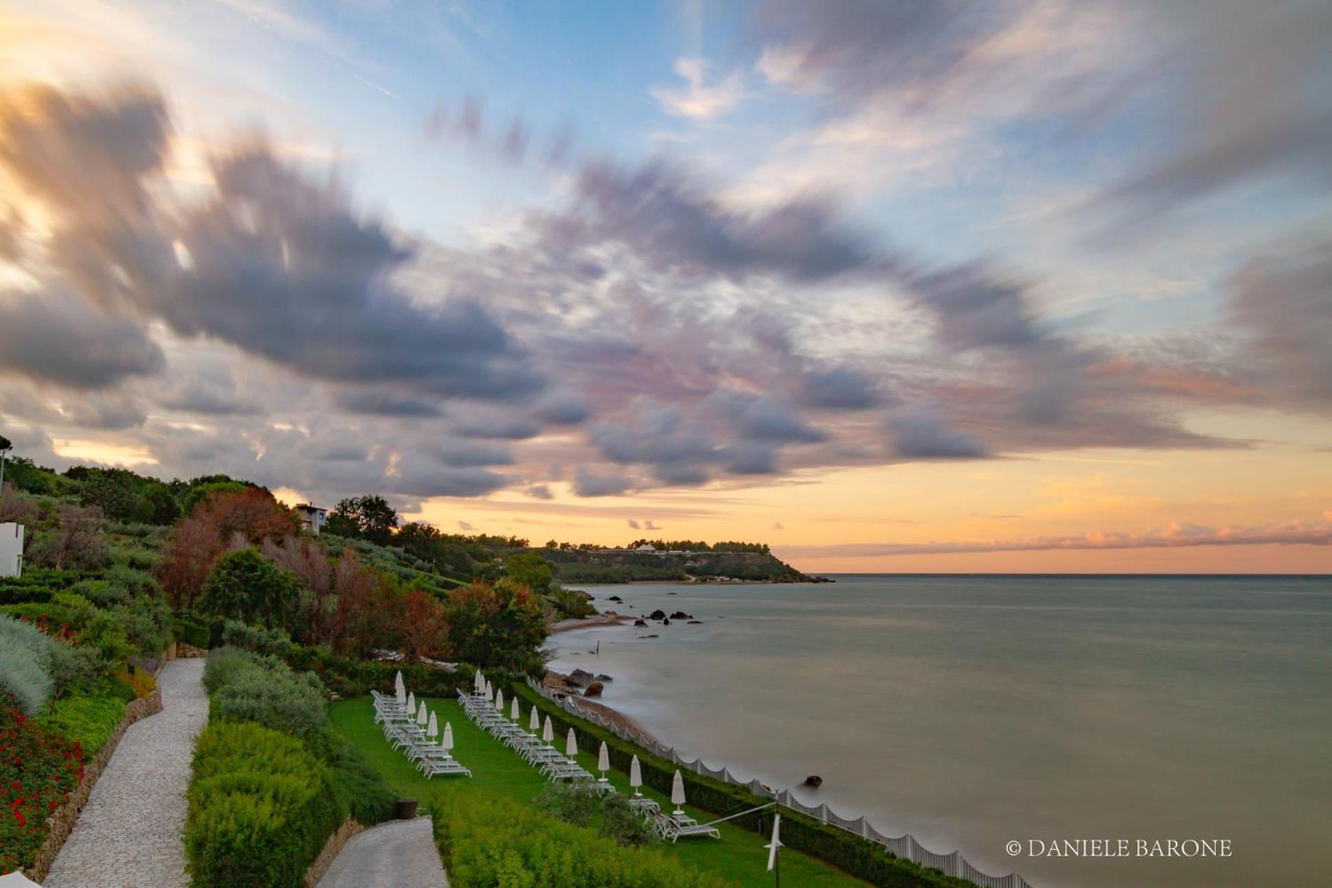 Baia Delphis Resort Vasto Eksteriør bilde
