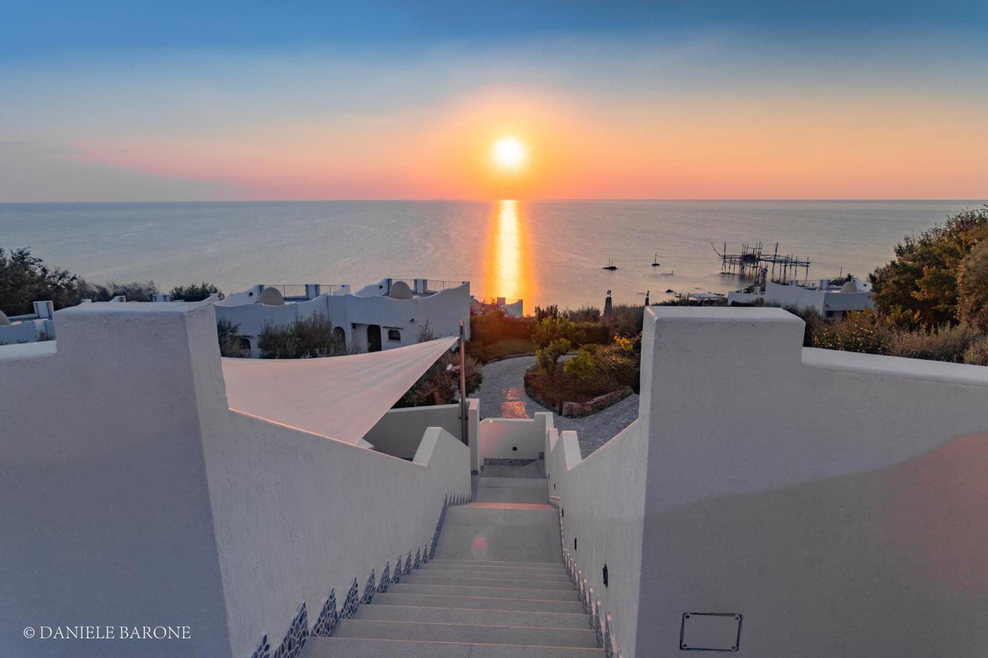 Baia Delphis Resort Vasto Eksteriør bilde