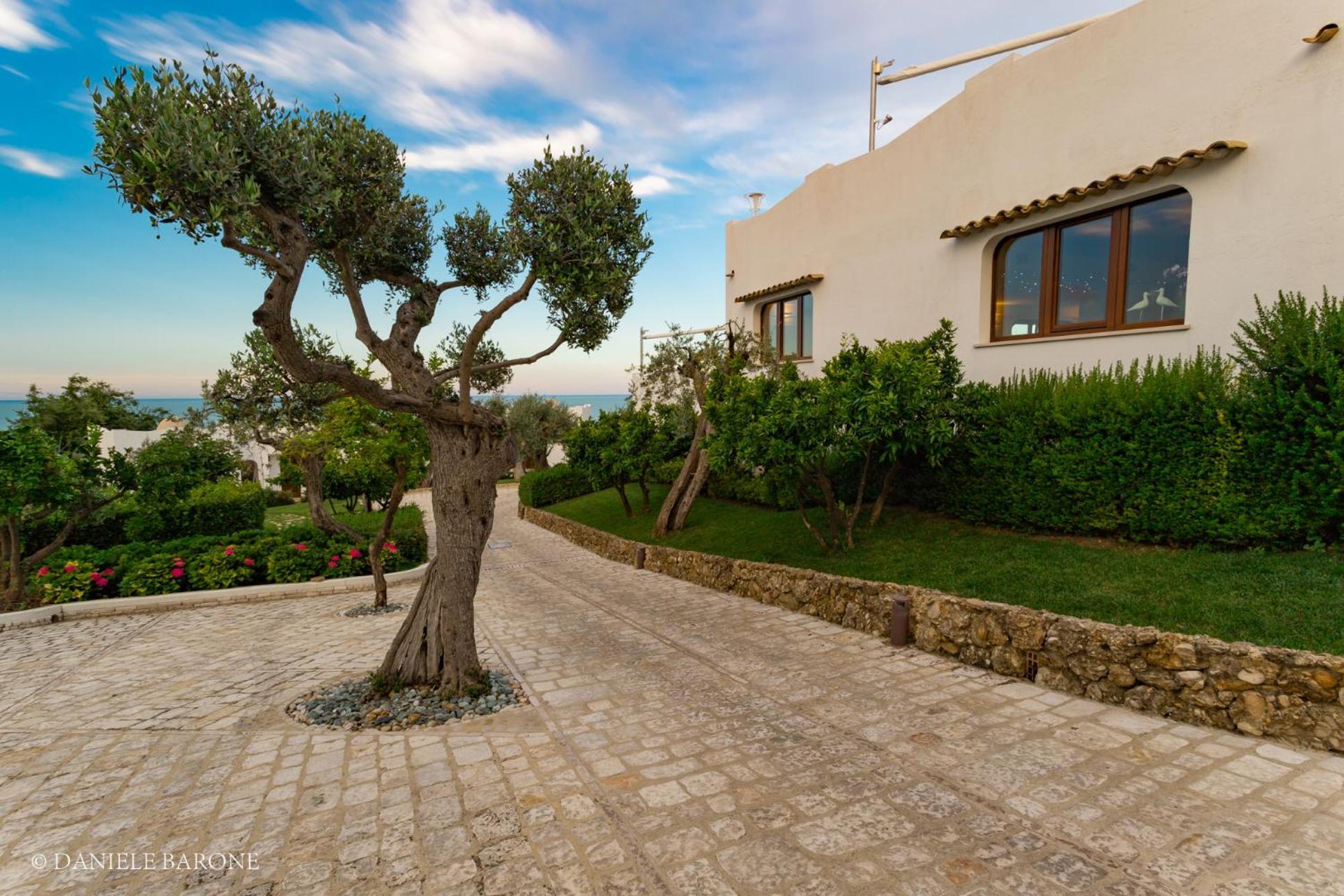 Baia Delphis Resort Vasto Eksteriør bilde