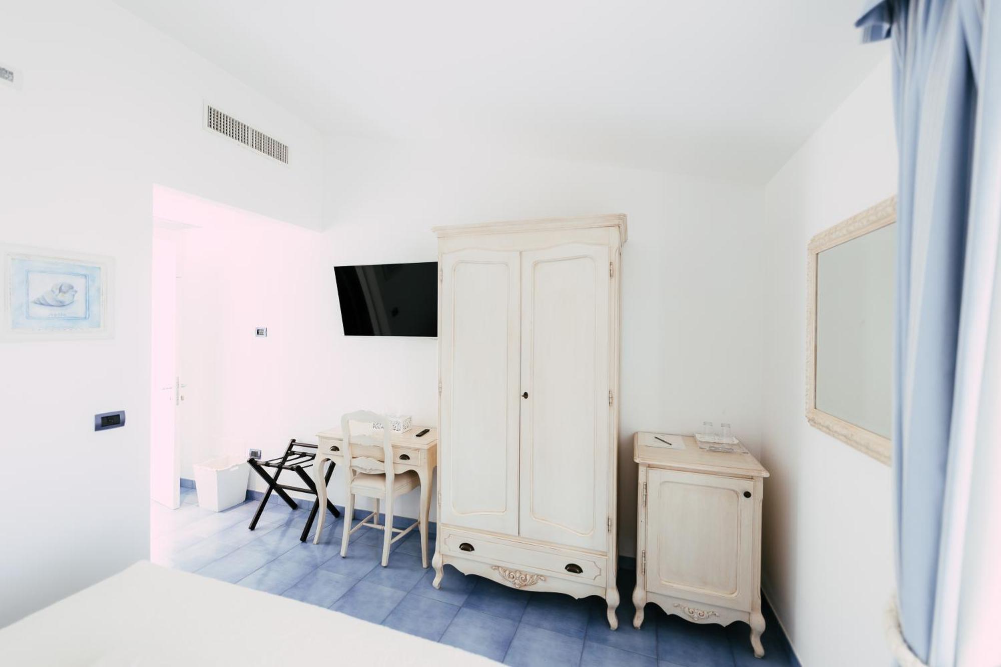 Baia Delphis Resort Vasto Eksteriør bilde
