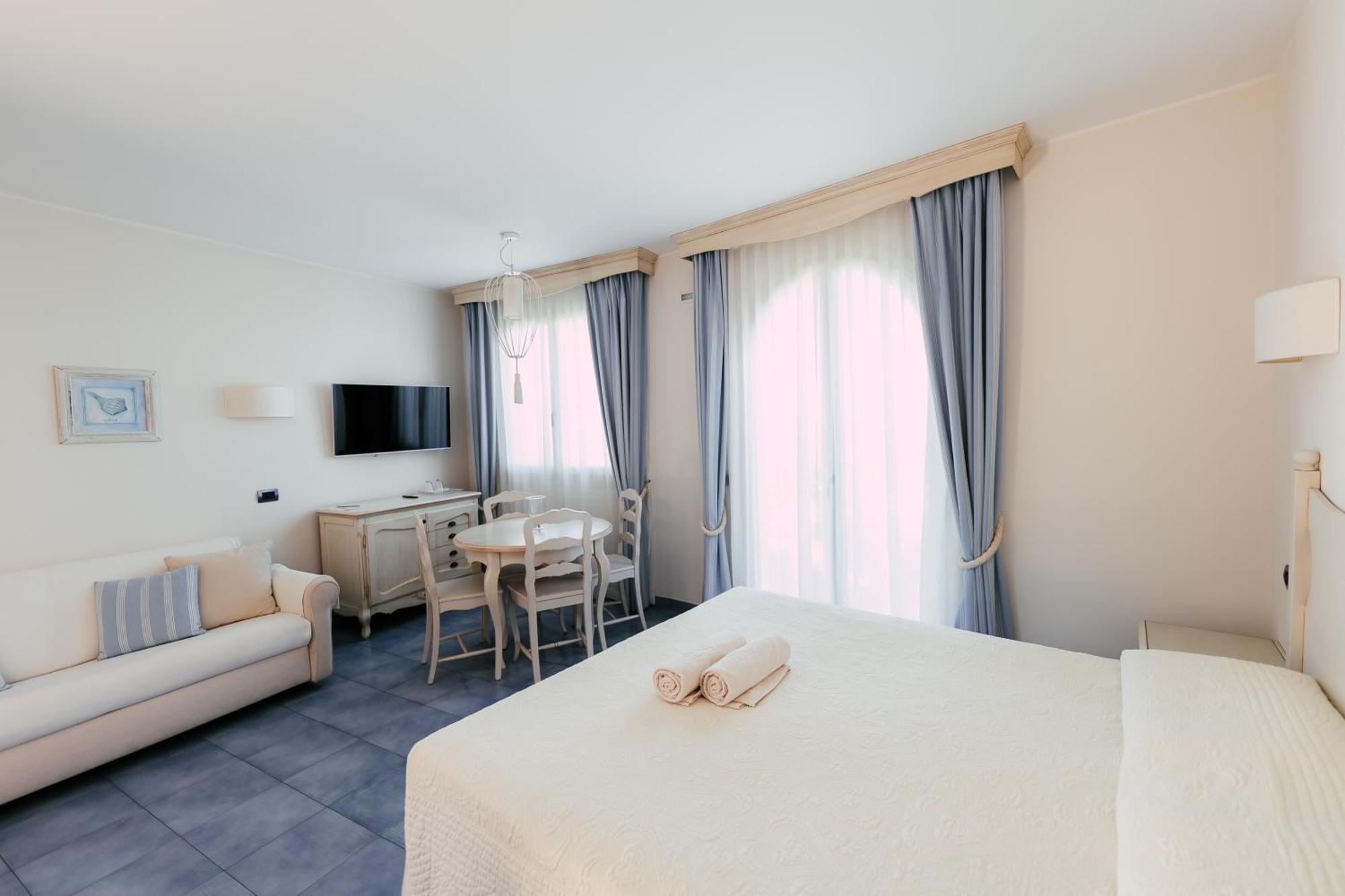 Baia Delphis Resort Vasto Eksteriør bilde