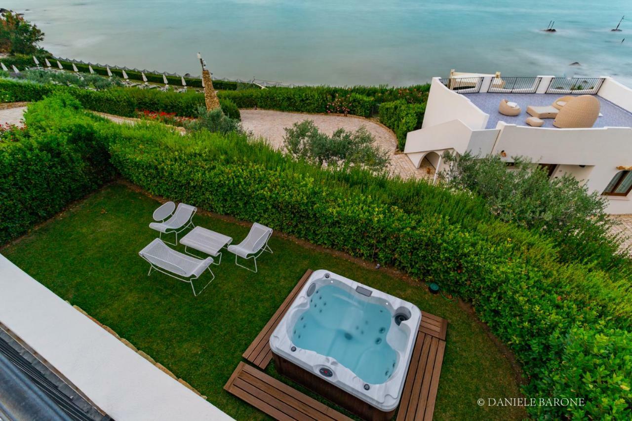 Baia Delphis Resort Vasto Eksteriør bilde